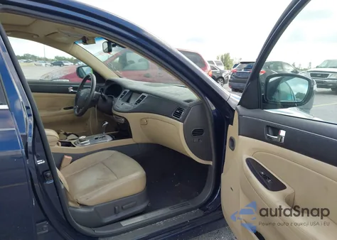 2011 Hyundai Genesis 3.8 z USA, uszkodzony, nr VIN KMHGC4DE2BU132350